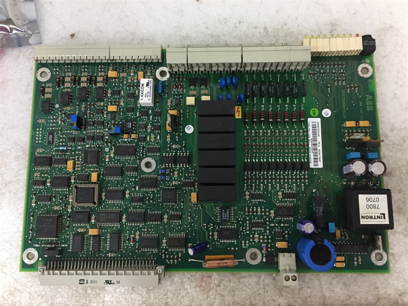 ABB  3BSE045584R1 AO845A 