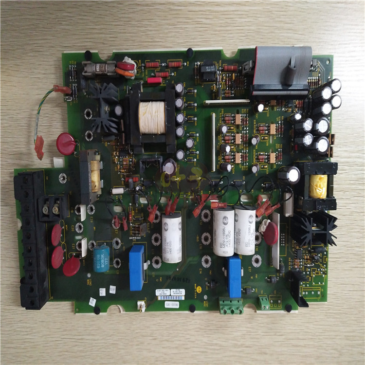 A-B 1771-IVN模拟输出模块 8插槽 I/O机箱 库存现货 