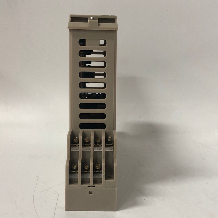 YASKAWA SGDV-5R5A11A00 2000矢量控制变频器 