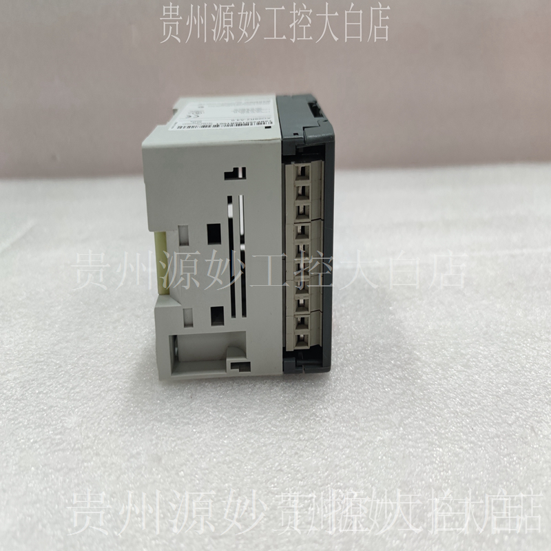 ABB	XO08R1-B4.0  模块  伺服  控制器 