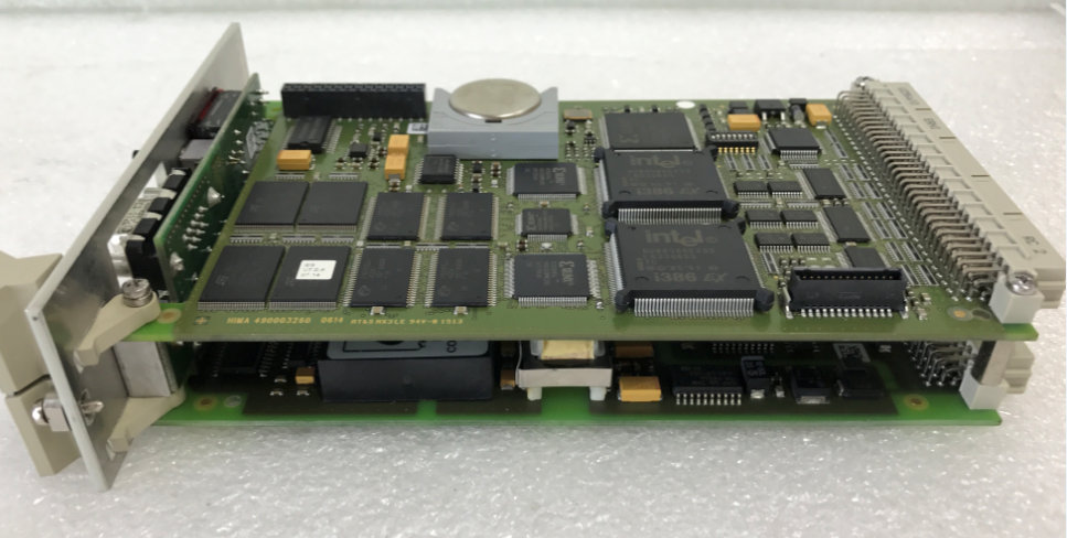 嵌入式PXIE-8840四​核​处理​器​PXI​控制器 