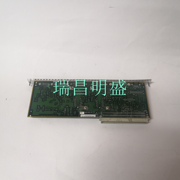 MOTOROLA  MVME761-001过渡电路板 