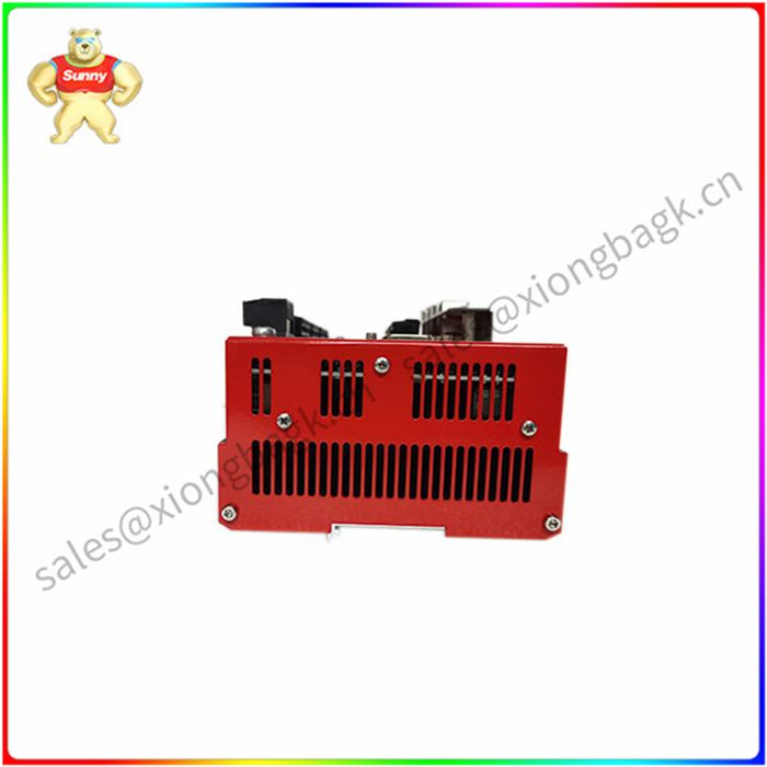 1753-L32BBBM-8A 是GuardPLC 1800系列的安全控制器 