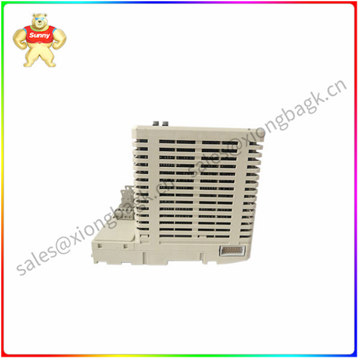 PM825 ABB 是一款伺服控制器 用于工业自动化 