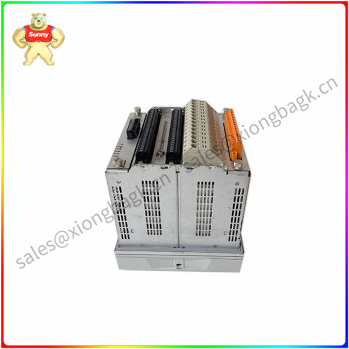 REM615 电动机保护测控装置 ABB 结构紧凑