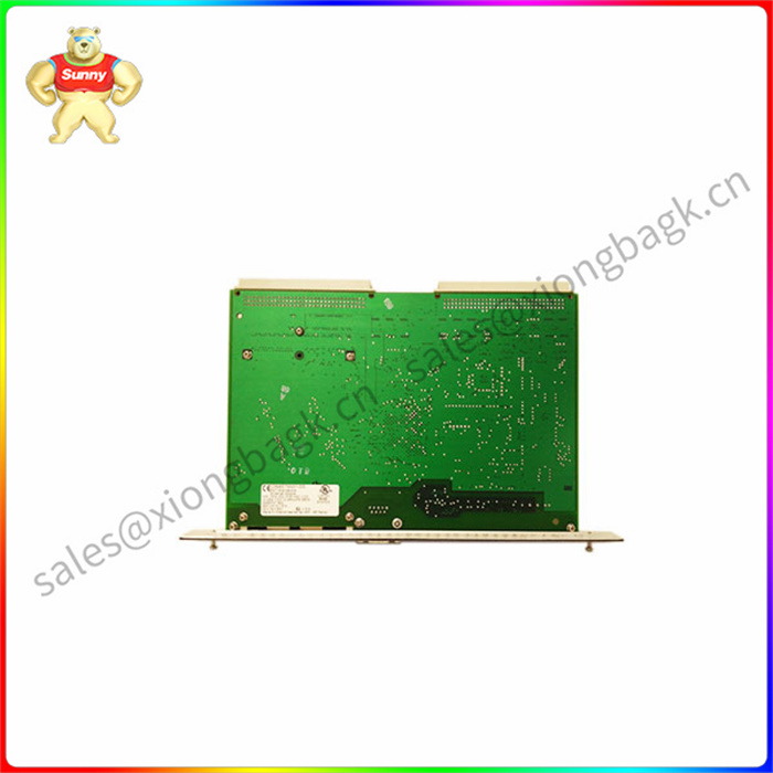 IC698ETM001 是一款 PACSystem RX7i 以太网接口模块 