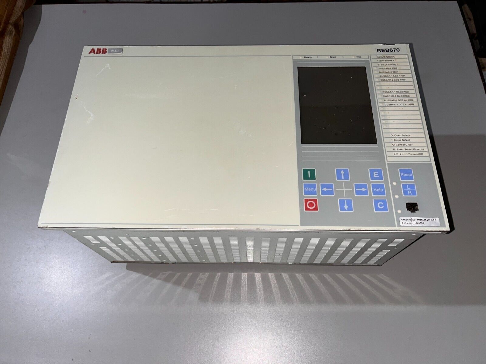 ABB REB670 为您的设备和人员提供先进的保护 